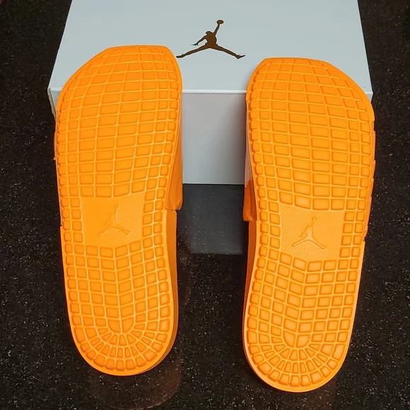 Jordan NOLA Slide - Picture 6 of 6